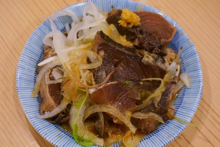 Banpaiya 晩杯屋 Seared bonito かつおたたき