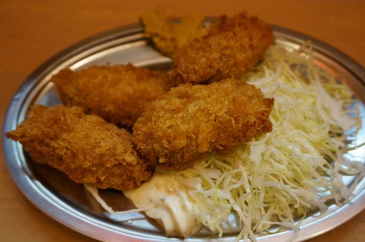 Banpaiya 晩杯屋 Deep fried oyster カキフライ