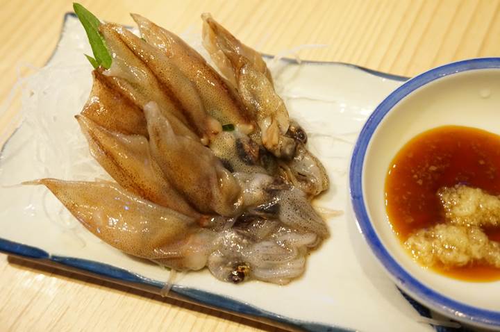 Banpaiya 晩杯屋 Firefly squid sashimi ホタルイカ刺し