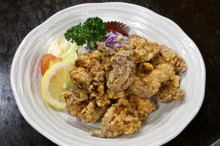 Deep fried chicken からあげ - もつ焼き 稲垣 Grilled organ meat MOTSUYAKI INAGAKI