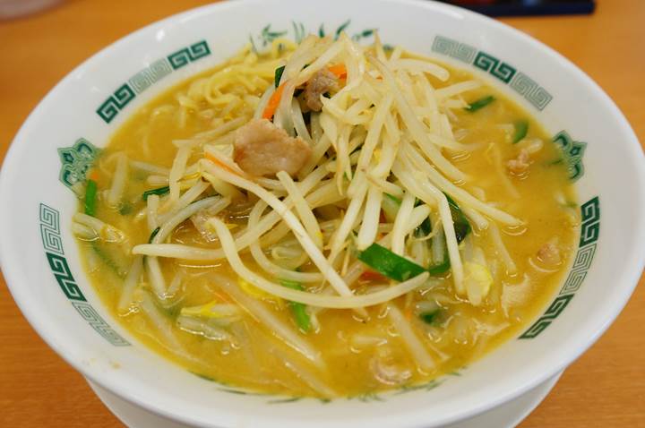 HIDAKAYA Miso Ramen 日高屋 味噌ラーメン