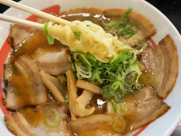 Soy Sauce Ramen Topped with 10 Sliced Pork 豚バラチャーシューめん Kourakuen 幸楽苑