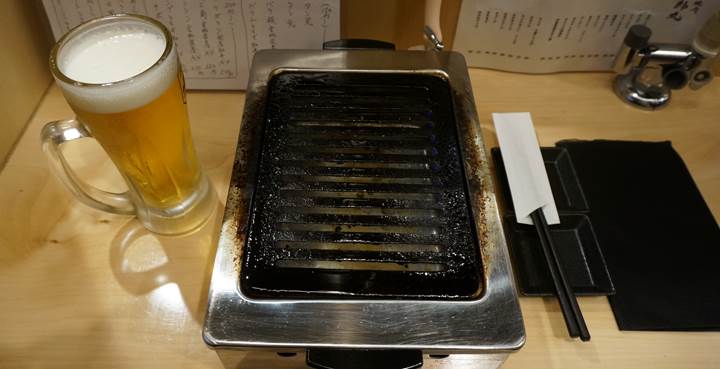 立喰い焼肉 治郎丸 Standing YAKINIKU (Barbecue) JIROUMARU