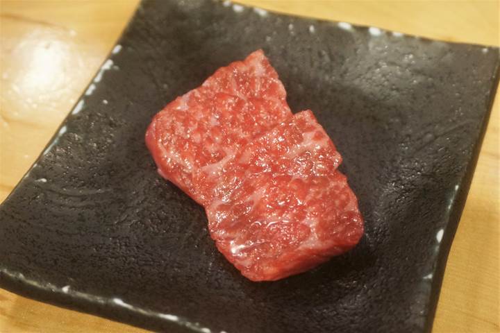 立喰い焼肉 治郎丸 Standing YAKINIKU (Barbecue) JIROUMARU