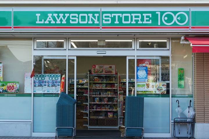 Lawson Store 100 ローソンストア100