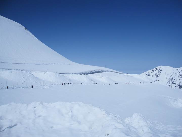 Tateyama Kurobe Snow Corridor 立山黒部 雪の大谷