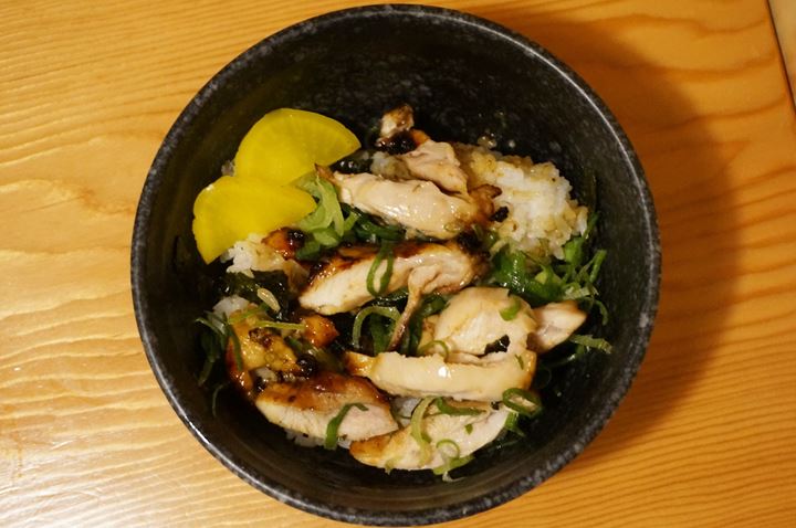 Torikizoku 鳥貴族 Chicken Bowl 焼とり丼