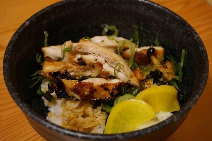 Torikizoku 鳥貴族 Chicken Bowl 焼とり丼