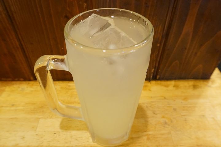 ゆずサワー Yuzu Citron Sour - 大衆酒場 かぶら屋 Izakaya Bar KABURAYA