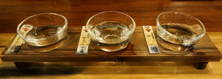 Sake 日本酒 - Maguro-shouten まぐろ商店