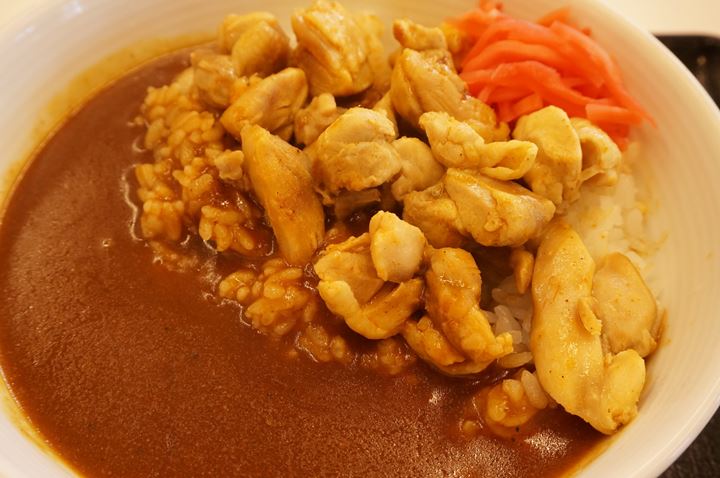 Yoshinoya 吉野家 Chicken Spicy Curry チキンスパイシーカレー