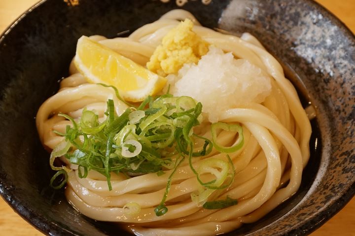 Special Soy Sauce Udon ぶっかけ - Hanamaru Udon はなまるうどん