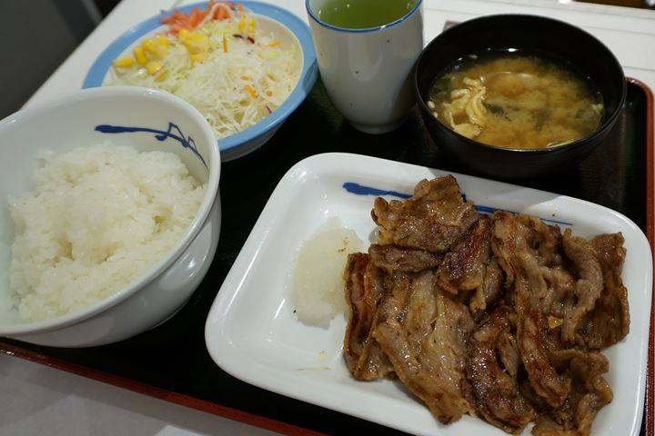 Barbecued Marinated Beef Set Meal カルビ焼肉定食 - Matsuya 松屋