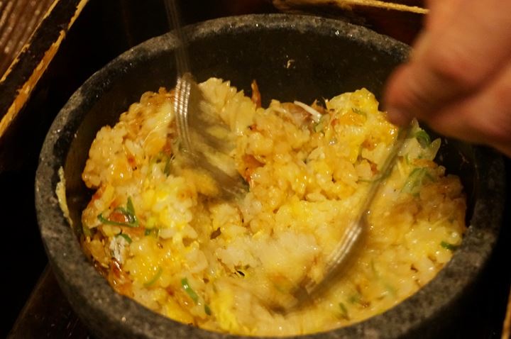 桜えびの石焼きチャーハン - 四十八漁場 YONPACHIGYOJOU