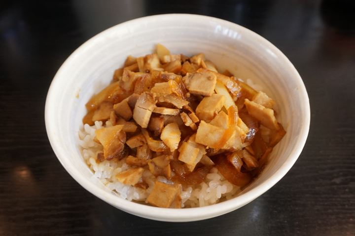 Barbecued Pork Bowl チャーシュー丼 - Kourakuen 幸楽苑