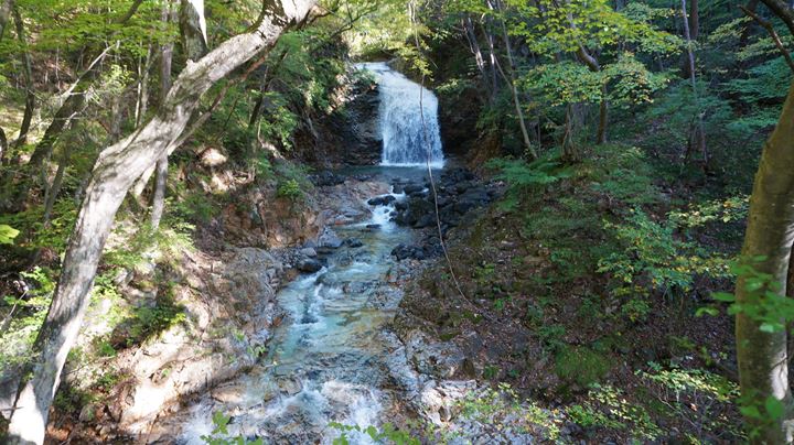 Ryuokyo Ravine 龍王峡 - Tategoto Falls 竪琴の滝