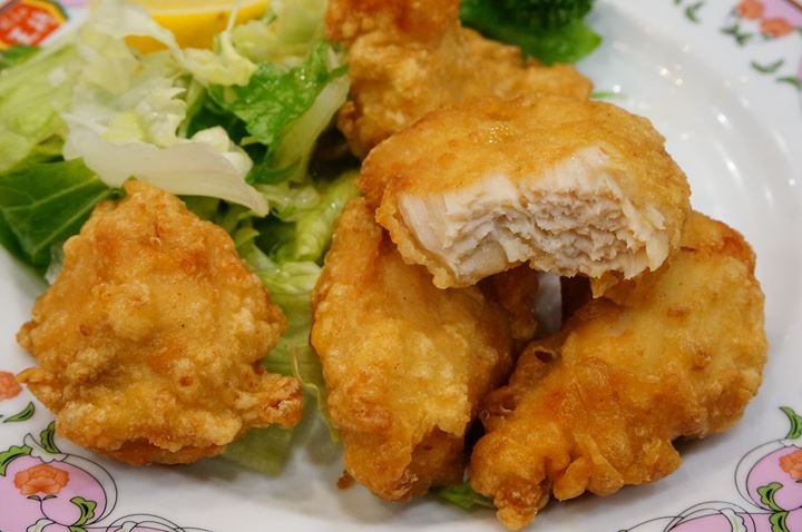 Gyoza OHSHO 餃子の王将 - Kara Age: Deep Fried Chicken Breast 鶏の唐揚