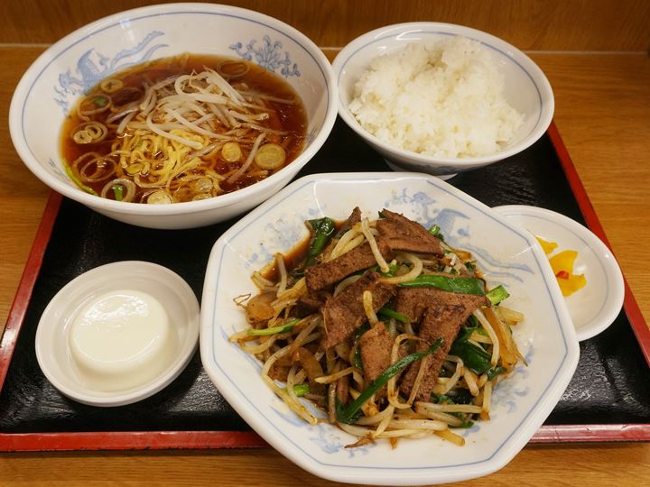 Stir Fried Pork Liver and Garlic Chives Set Meal with Ramen レバニラ炒め定食 おともラーメン - Fukushin 福しん