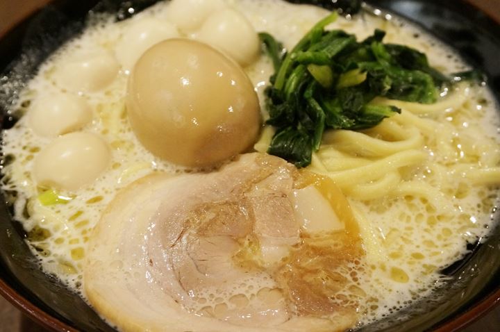 Ajitama (Seasoned Egg) Salt Ramen with Quail Eggs 味玉塩ラーメン うずら - ICHIKAKUYA Yokohama Iekei Ramen 横浜家系ラーメン 壱角家