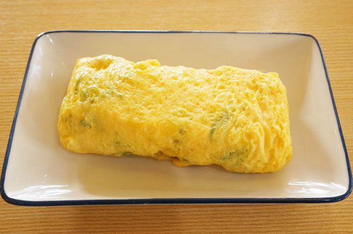 Rolled Omelette 玉子焼 - MAIDOOOKINI SHOKUDO まいどおおきに食堂