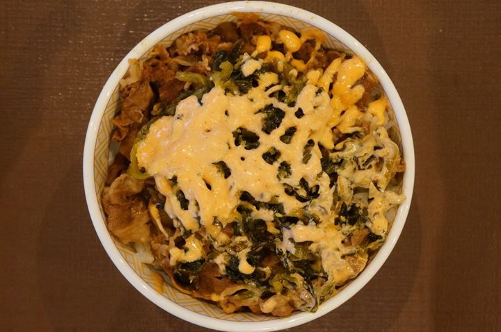Gyudon with Mustard Leaf, Cod Caviar and Mayonnaise (Beef Bowl) Medium 高菜明太マヨ牛丼 並盛 - SUKIYA すき家