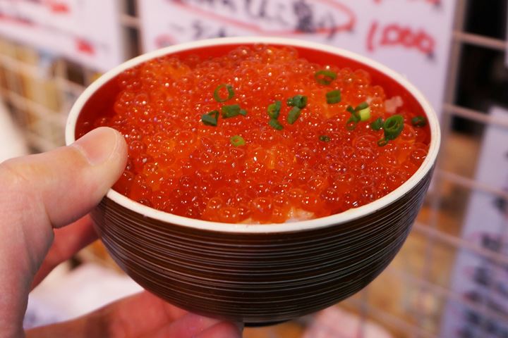 Salmon Roe Rice Bowl of UOKUSA in Ueno Tokyo 東京 上野 魚草 いくら丼