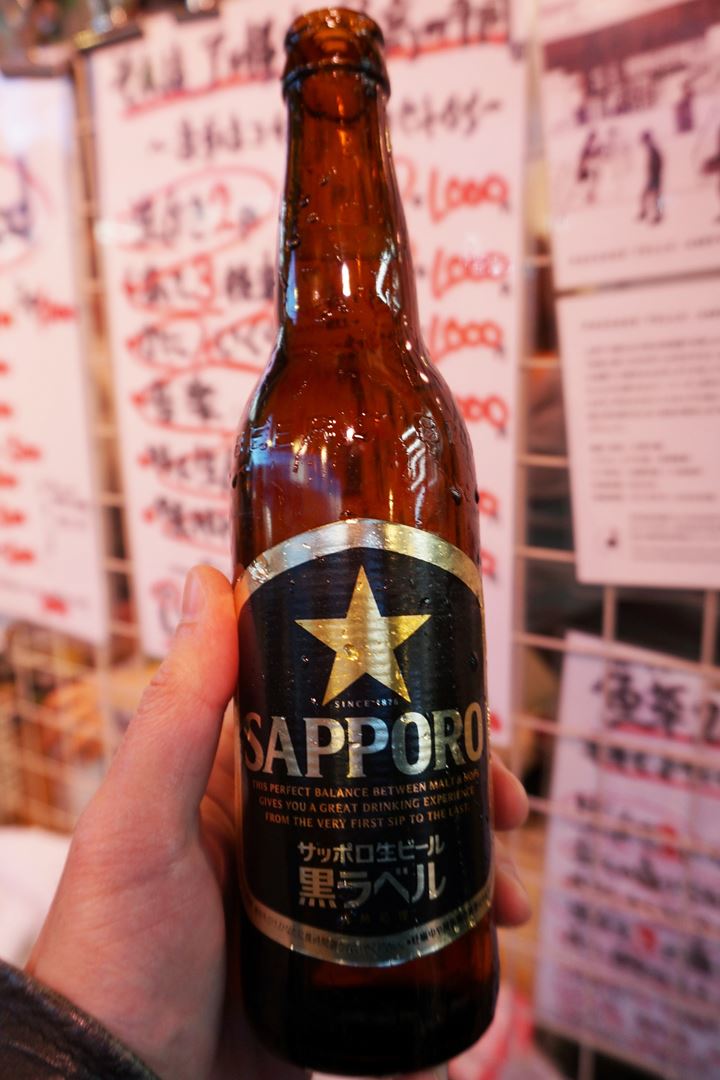 Sapporo Beer at UOKUSA in Ueno Tokyo 東京 上野 魚草 サッポロ生ビール黒ラベル