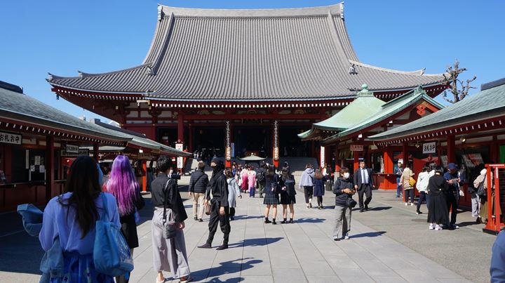 Sensoji Temple in Asakusa Tokyo 東京 浅草寺