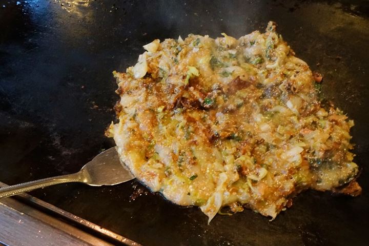 Reasonable Lunch Mochi and Spicy Cod Roe with Cheese Monjayaki 超お得ランチメニュー もち明太子チーズもんじゃ焼き - DOHTONBORI OKONOMIYAKI 道とん堀 お好み焼き