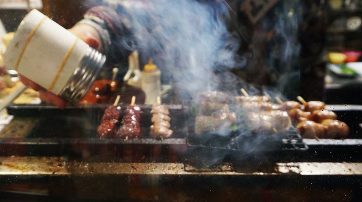 立呑み 焼鳥 串吟 くしぎん Standing Bar KUSHIGIN - Grilled Chicken on a Skewer