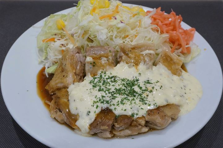 Japanese Style Tartar Sauce on Grilled Chicken Set Meal チキン南蛮焼き定食 - Matsuya 松屋