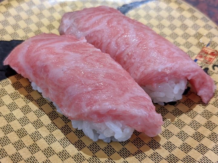Super Fatty Bluefin Tuna 本まぐろ 大とろ - Sushi CHOUSHIMARU すし 銚子丸 - 回転寿司 鮨