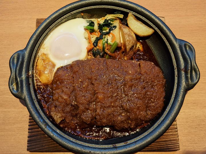やよい軒 JAPANESE TEISHOKU RESTAURANT YAYOI 味噌かつ煮定食 Pork Cutlet Simmered in Miso Sauce Teishoku