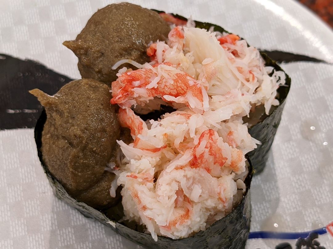 Crab and Crab Butter かにみそ軍艦 - Sushi CHOUSHIMARU すし 銚子丸 - 回転寿司 鮨