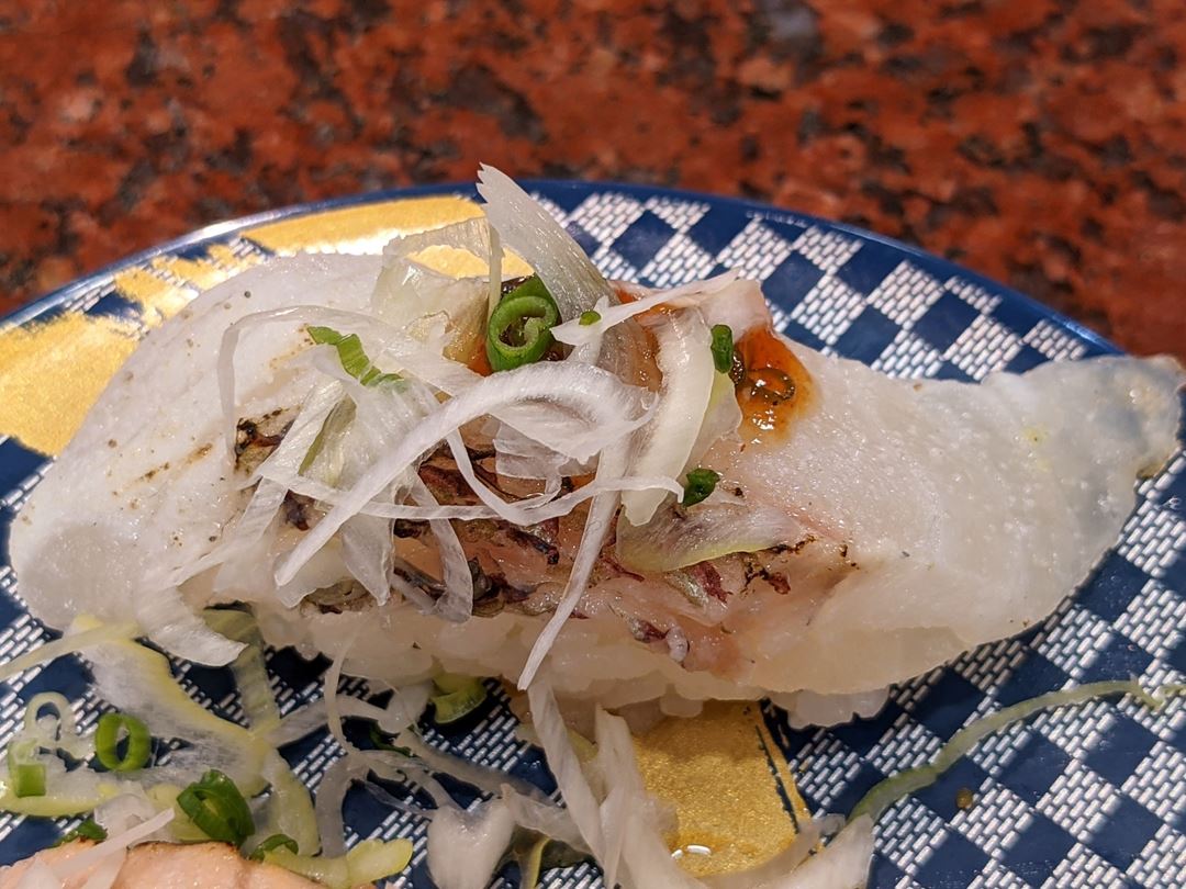 Seared Seabream みやび鯛炙り - Sushi CHOUSHIMARU すし 銚子丸 - 回転寿司 鮨