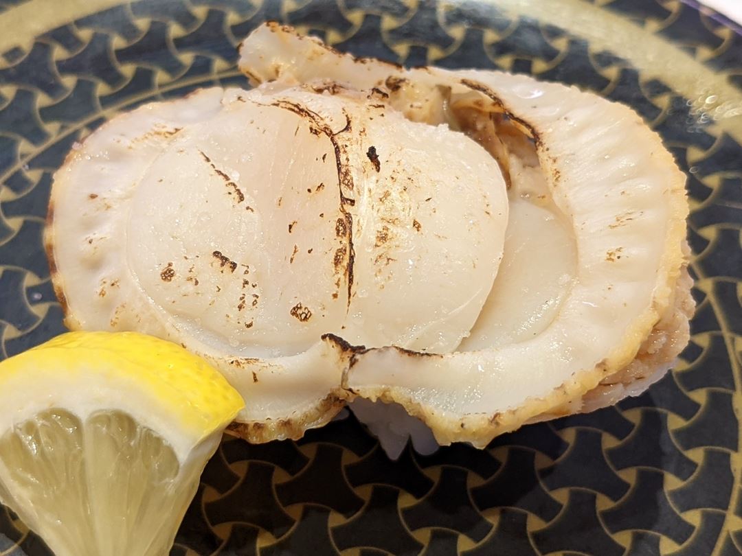 Seared Scallop with Salt Lemon 青森県産ほたて炙り塩レモン HAMAZUSHI はま寿司 HAMASUSHI