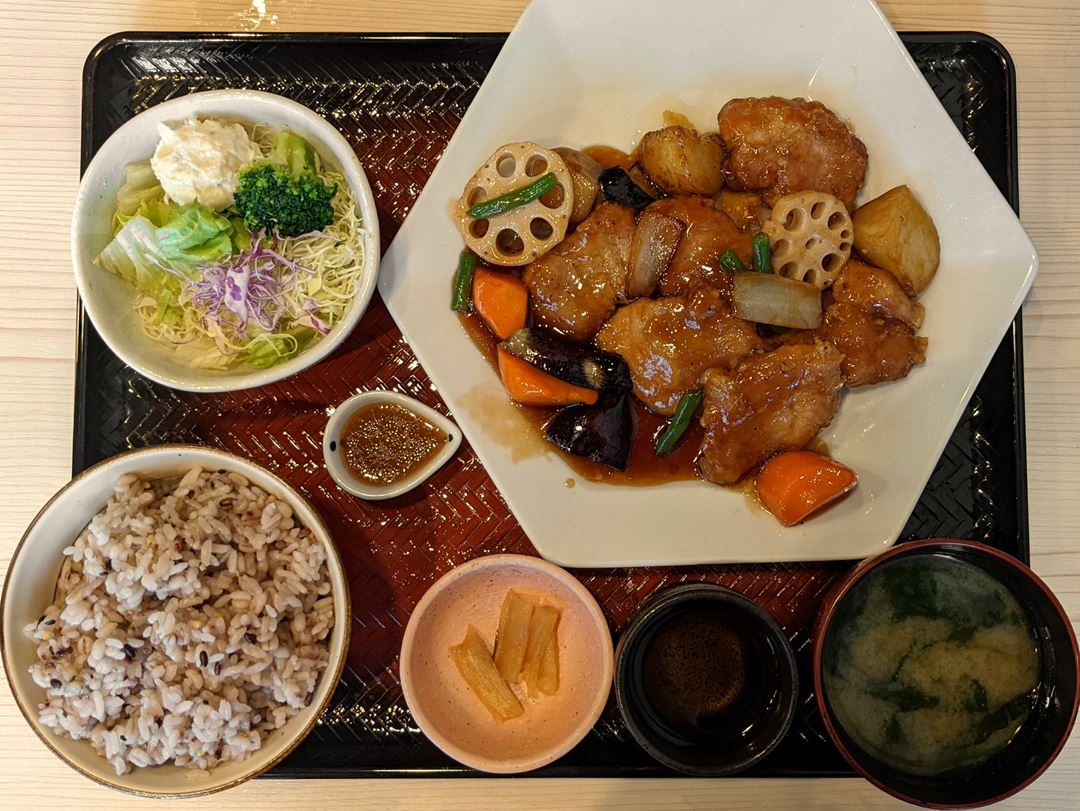 SUBUTA 酢豚 Sweet and Sour Pork Set Meal おおとや三元豚と野菜の黒酢あん定食 - Ootoya 大戸屋