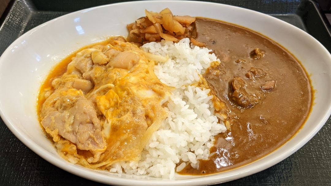 なか卯 親子カレー NAKAU Chicken and Egg with Curry Rice