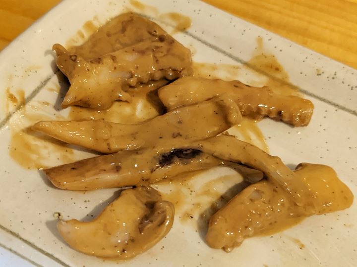 Squid Arms with its Liver Paste いかゲソ肝和え - Standing Bar KAMIYA 立ち呑み かみや