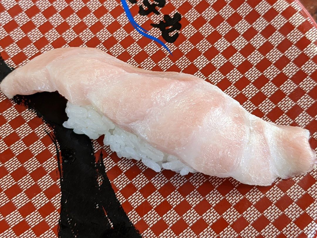 Super Fatty Tuna 1 Piece 地中海産本まぐろ大とろ1貫 Sushi CHOUSHIMARU すし 銚子丸 - 回転寿司 鮨