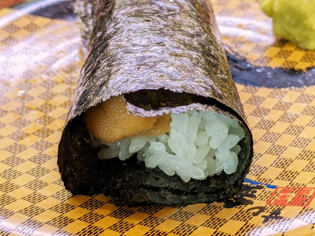 Special Sea Urchin Roll 塩水ウニ手巻き - Sushi CHOUSHIMARU すし 銚子丸 - 回転寿司 鮨