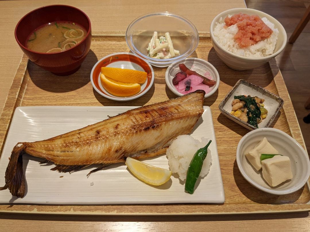 SACHIFUKUYA さち福や Grilled Atka Mackerel Set Meal ほっけの塩焼とたっぷり大根おろしの定食