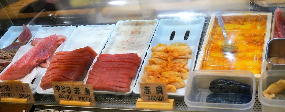 立ち喰い鮨 まぐろ人 Standing Sushi Bar MAGUROBITO 立ち食い寿司