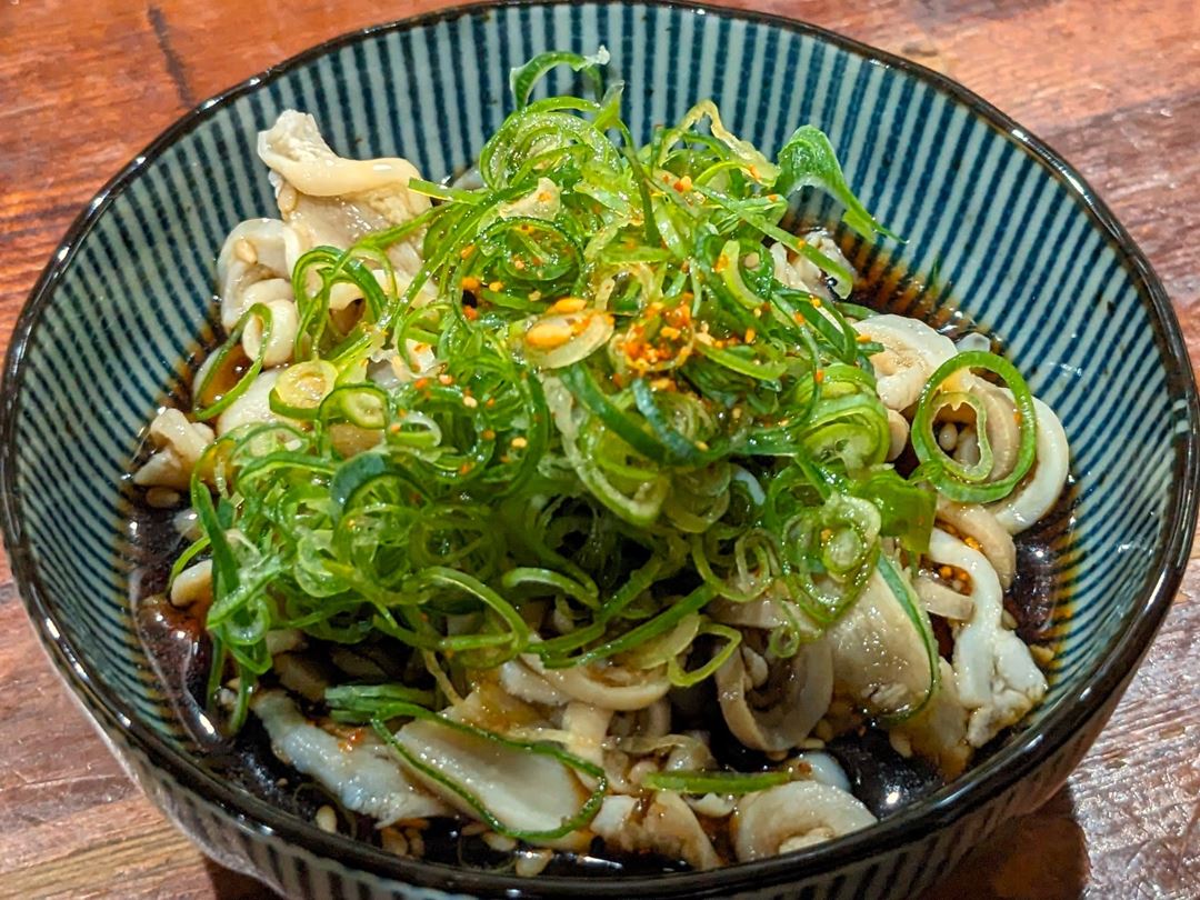 豚ガツポン酢 へんろ笠 ホルモン居酒屋 やきとん 牛レバー 高知