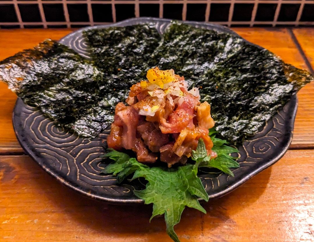 鹿児島地鶏種 鶏もも肉タタキ柚子味噌なめろう 大衆鳥料理 鳥ボーン 高知 居酒屋 鶏肉