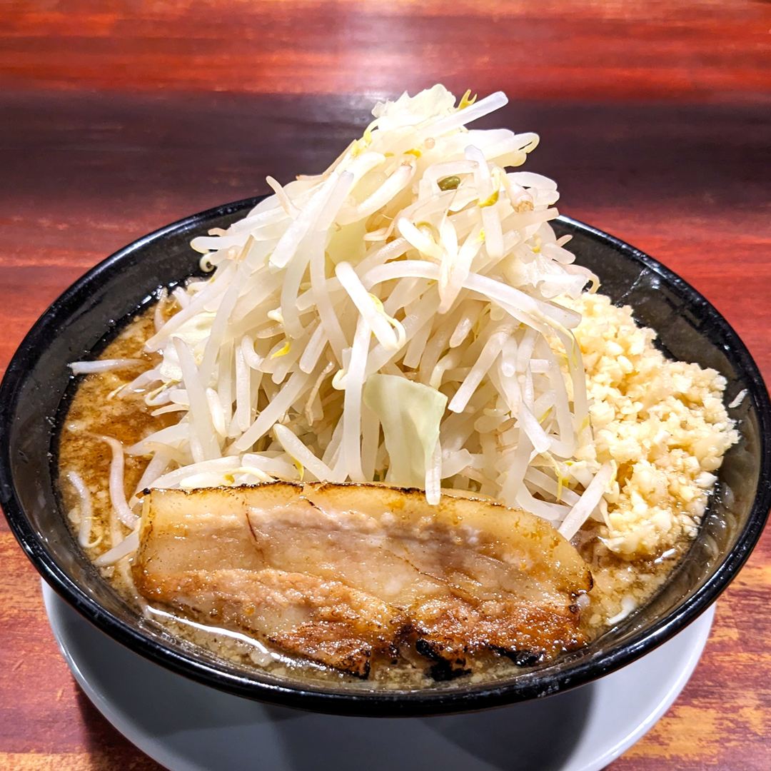 高知 マルトクラーメン ムツこいが にんにく野菜マシ 二郎インスパイア系 JIRO-inspired Style Ramen