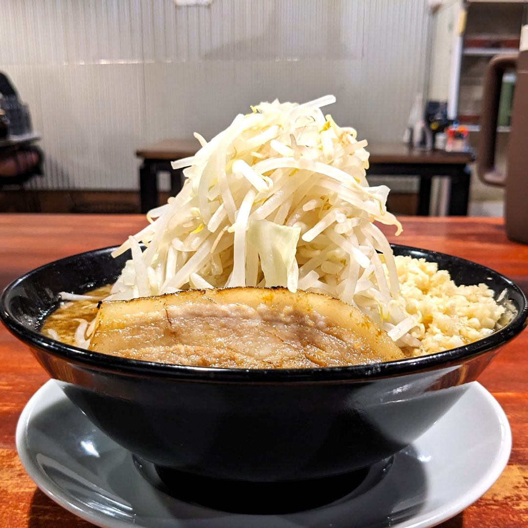 高知 マルトクラーメン ムツこいが にんにく野菜マシ 二郎インスパイア系 JIRO-inspired Style Ramen