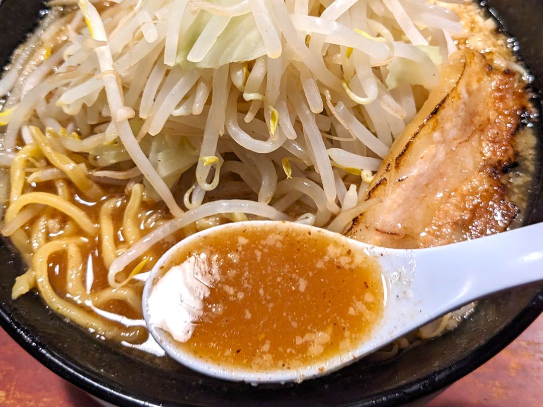 高知 マルトクラーメン ムツこいが にんにく野菜マシ 二郎インスパイア系 JIRO-inspired Style Ramen